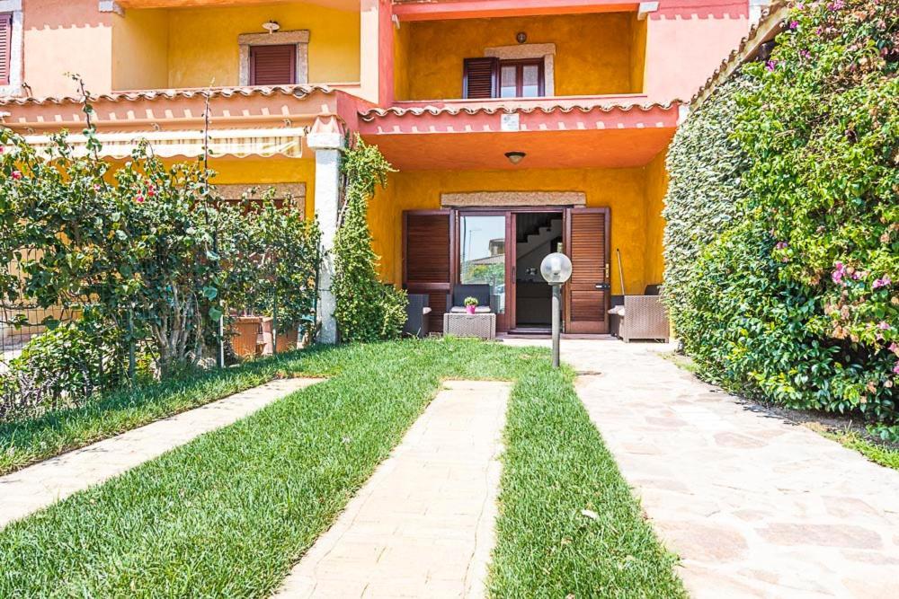 Villa Molly San Teodoro  Kültér fotó